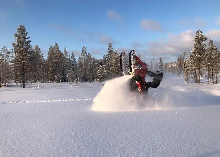 Hiiden Kaemppaekartano Iso Vuokramoekki Laehellae Tiilikan Kansallispuistoa Вилла *