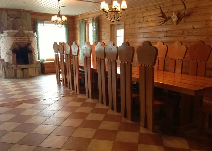 Hiiden Kaemppaekartano Iso Vuokramoekki Laehellae Tiilikan Kansallispuistoa Вилла Соткамо