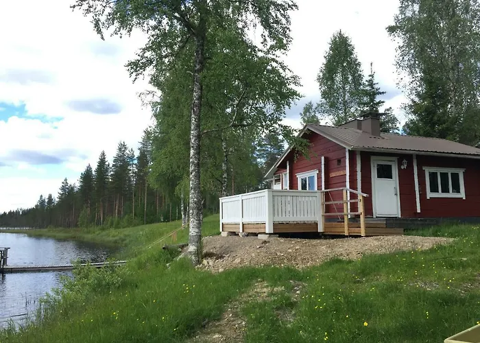 Вилла Hiiden Kaemppaekartano Iso Vuokramoekki Laehellae Tiilikan Kansallispuistoa Соткамо