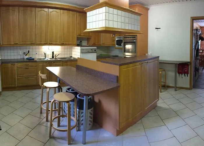 Вилла Hiiden Kaemppaekartano Iso Vuokramoekki Laehellae Tiilikan Kansallispuistoa